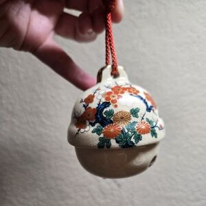 Japanese Kutani Porcelain Bell Glaze Hand Painted Vintage